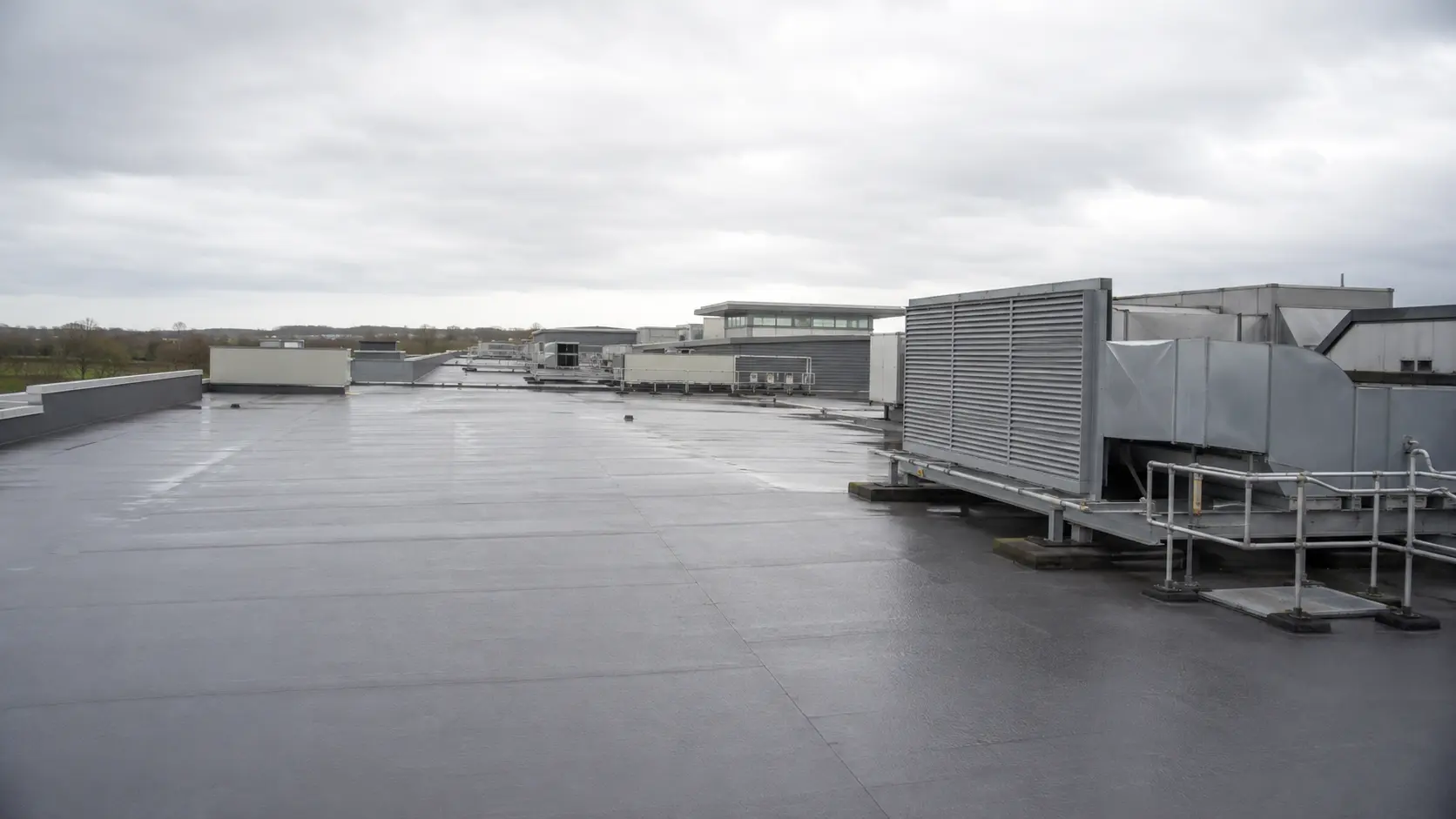 Retail and shopping centre roof in Dublin